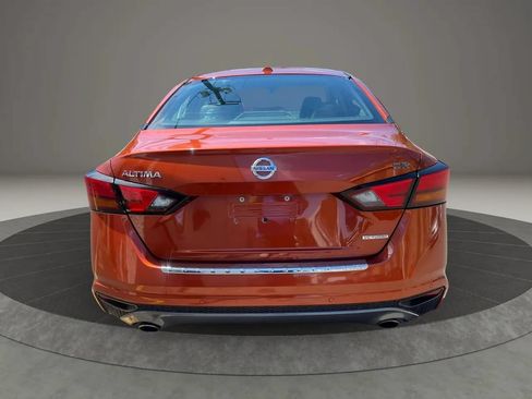 Used 2021 Nissan Altima 2.0 SR FWD image 6
