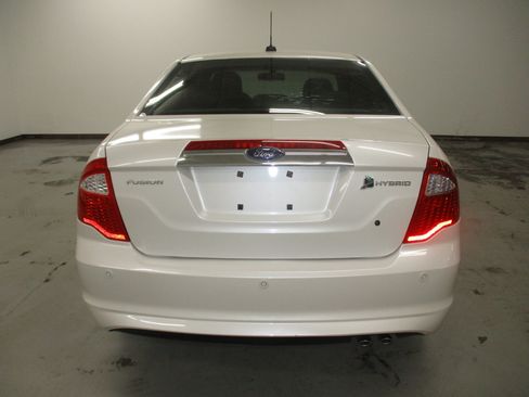 Used 2010 Ford Fusion Hybrid FWD image 6