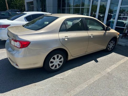 Used 2011 Toyota Corolla LE FWD image 4