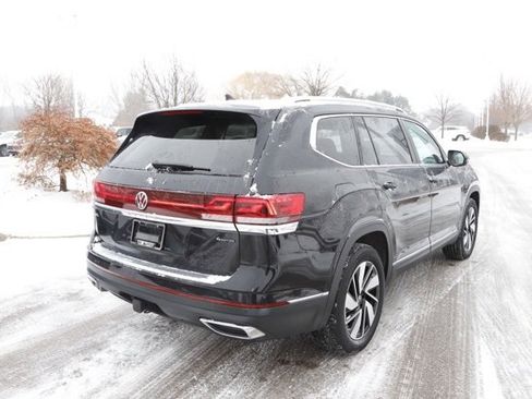 Used 2024 Volkswagen Atlas SEL image 3