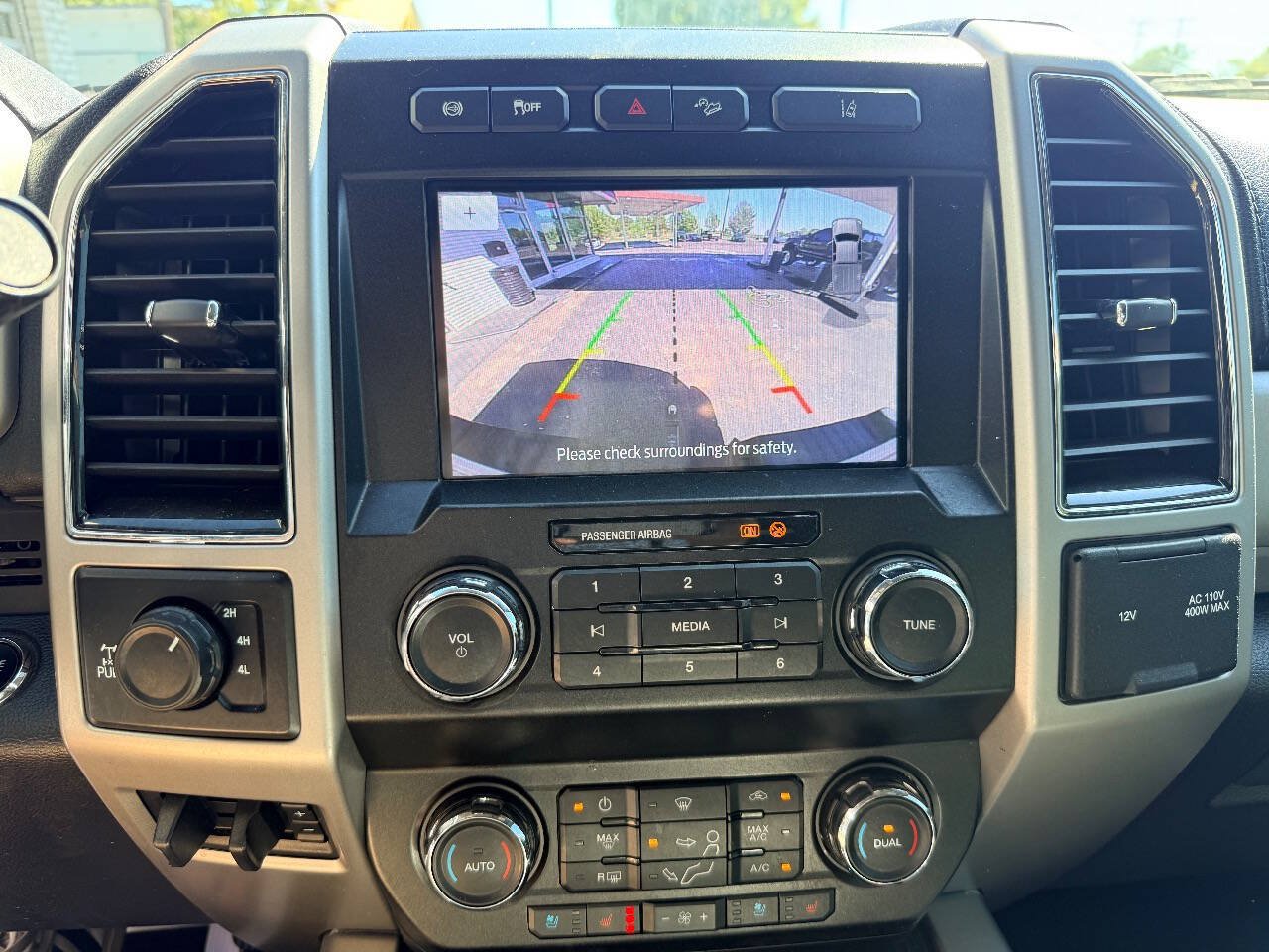 Used 2020 Ford F250 Lariat w/ Lariat Ultimate Package AWD/4WD image 29