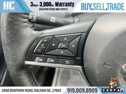 Used 2020 Nissan Rogue SV FWD image 26