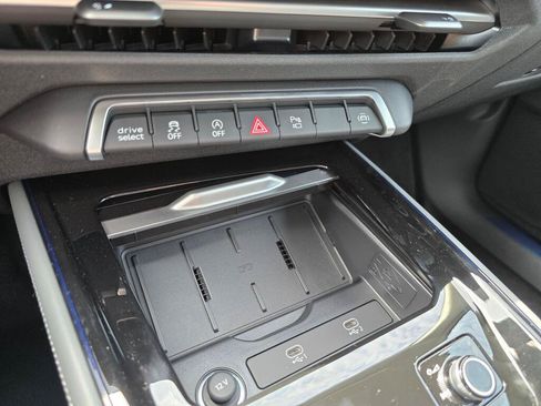 New 2026 Audi Q3 quattro 2.0T AWD/4WD image 34