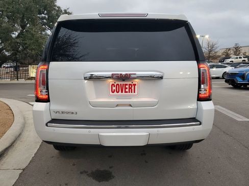 Used 2016 GMC Yukon Denali w/ Open Road Package image 8