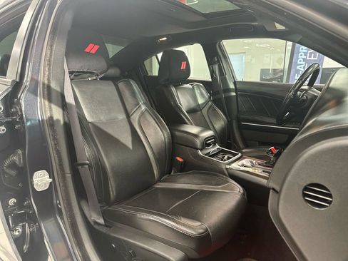 Used 2019 Dodge Charger SXT w/ Plus Group image 23