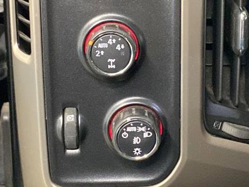 Used 2014 GMC Sierra 1500 Denali w/ Driver Alert Package AWD/4WD image 30