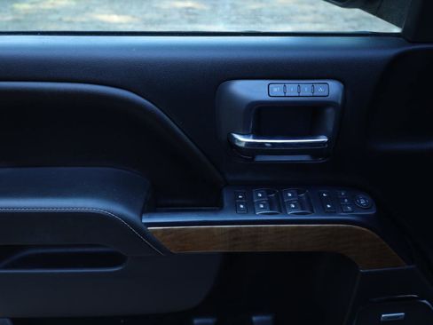 Used 2015 Chevrolet Silverado 1500 LTZ w/ LTZ Plus Package image 27