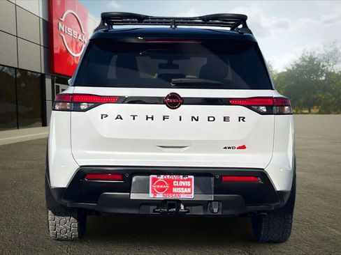 New 2026 Nissan Pathfinder Rock Creek image 8