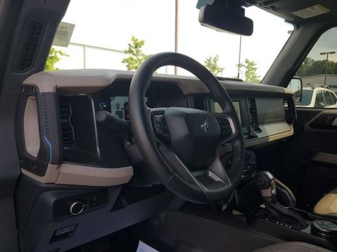 Used 2022 Ford Bronco Wildtrak AWD/4WD image 18