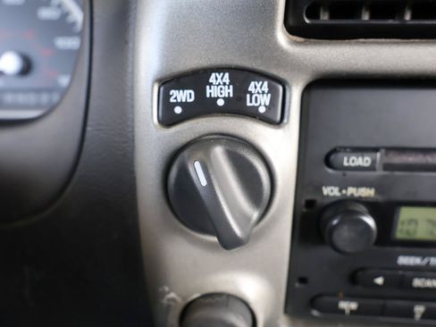 Used 2005 Ford Ranger FX4 AWD/4WD image 47