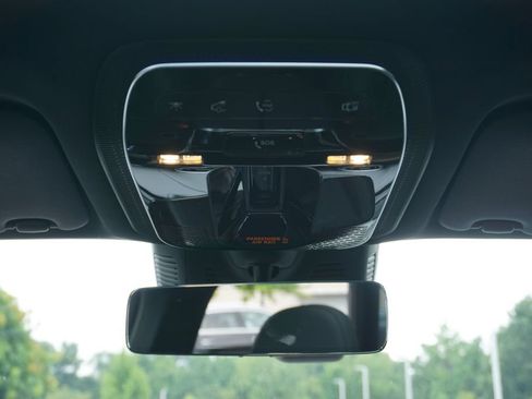 Certified 2025 Mercedes-Benz GLC 300 4MATIC image 29
