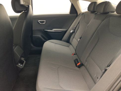 Used 2025 Kia K4 FWD image 18
