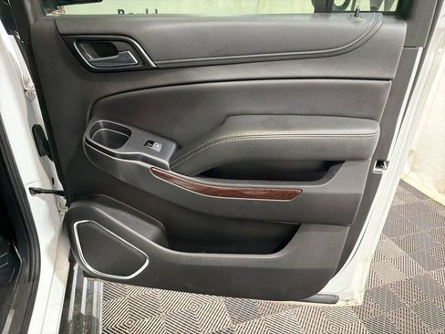 Used 2020 GMC Yukon XL SLT AWD/4WD image 12