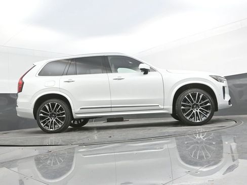 New 2026 Volvo XC90 B6 Plus w/ Protection Package Premier AWD/4WD image 36
