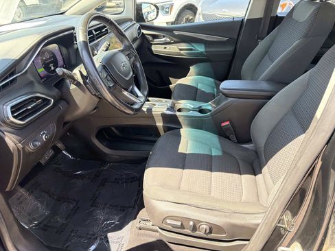 Used 2022 Chevrolet Bolt LT FWD image 15