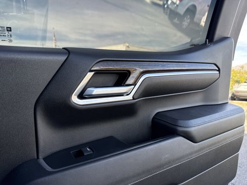 Used 2024 GMC Sierra 1500 Elevation w/ LPO, Elevation Black Package image 38