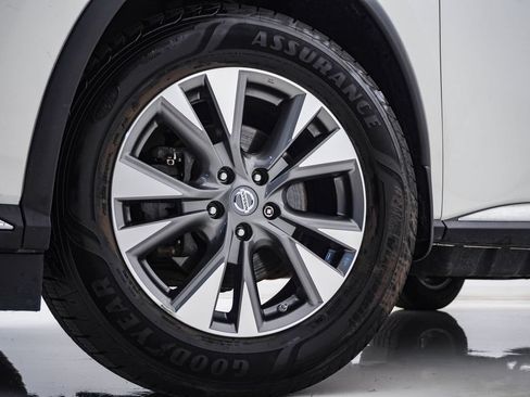 Used 2018 Nissan Murano S AWD/4WD image 5