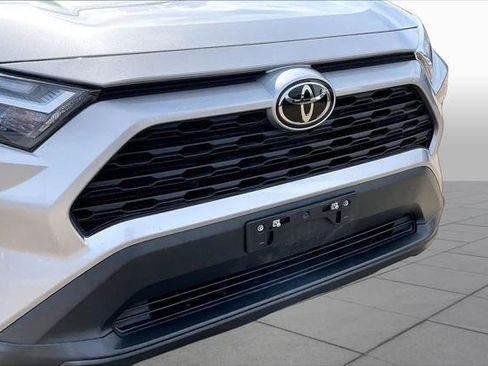 Certified 2025 Toyota RAV4 XLE w/ Convenience Package FWD image 30
