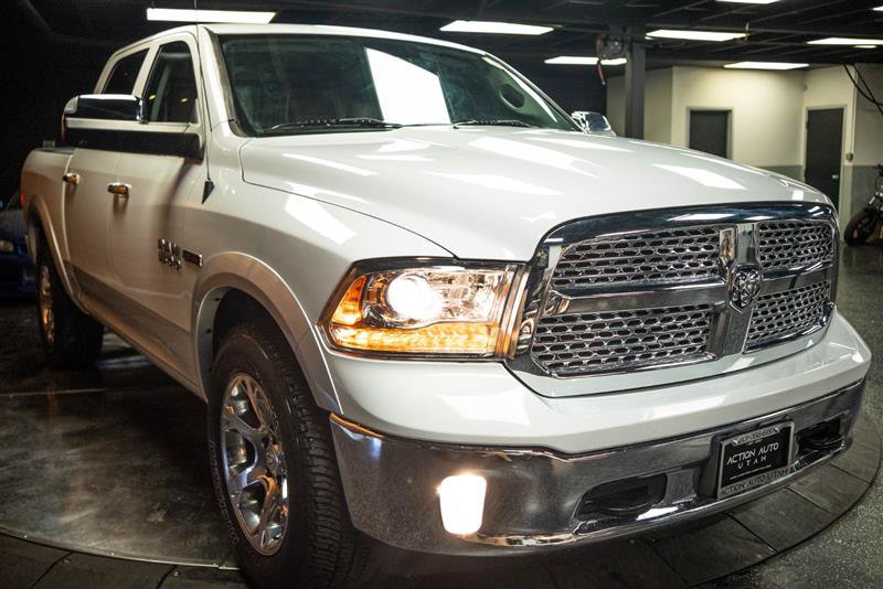 Used 2018 RAM 1500 Laramie w/ Convenience Group AWD/4WD image 5