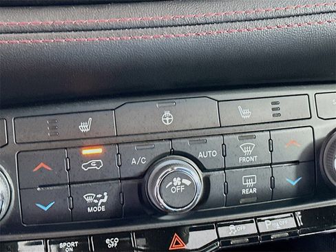 Used 2022 Dodge Durango R/T w/ Blacktop Package image 20