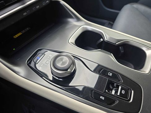 Certified 2025 Lexus RZ 300e image 30