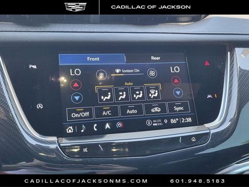 Certified 2024 Cadillac XT6 Sport AWD/4WD image 13