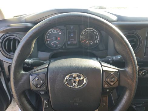 Used 2019 Toyota Tacoma SR5 image 17