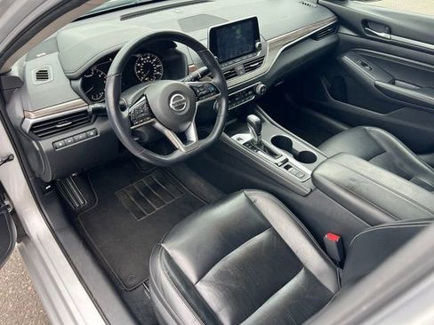 Used 2019 Nissan Altima 2.5 SL FWD image 13
