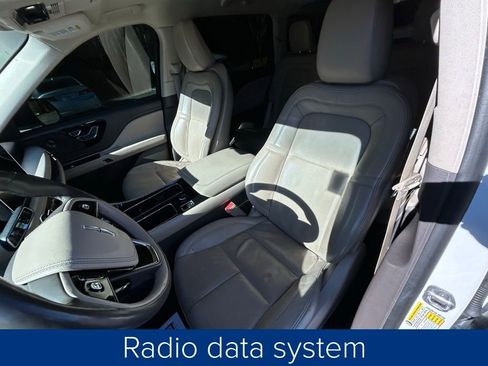 Used 2021 Lincoln Aviator Reserve w/ Equipment Group 201A image 31