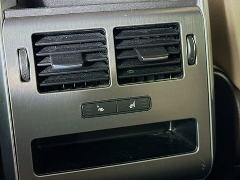 Used 2019 Land Rover Range Rover Sport SE image 26