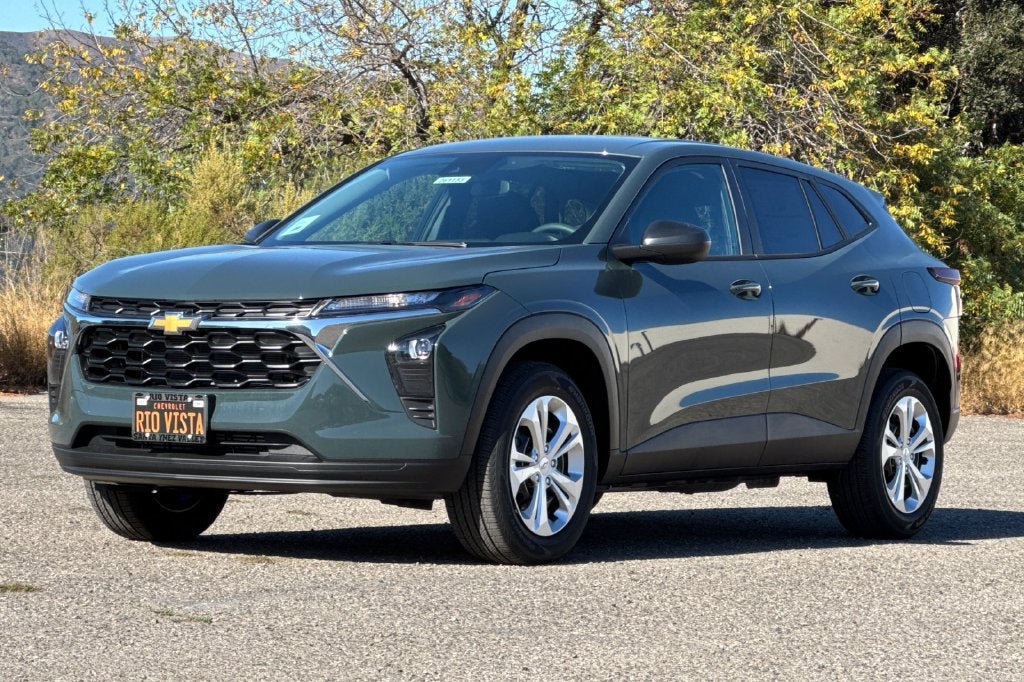 New 2026 Chevrolet Trax LS FWD image 8