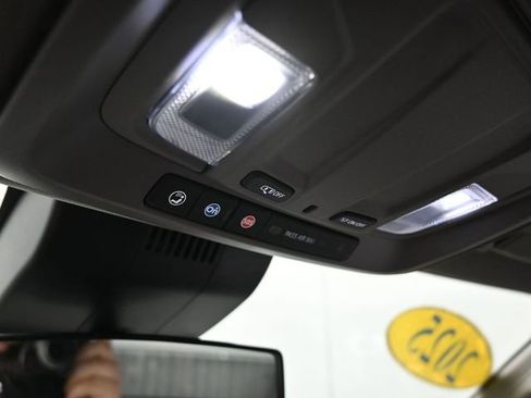 Used 2025 Chevrolet Silverado 1500 W/T image 21