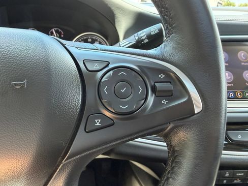 Used 2021 Buick Enclave Essence w/ Sound and Sites Package FWD image 15
