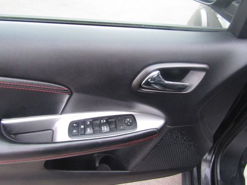 Used 2018 Dodge Journey GT image 8