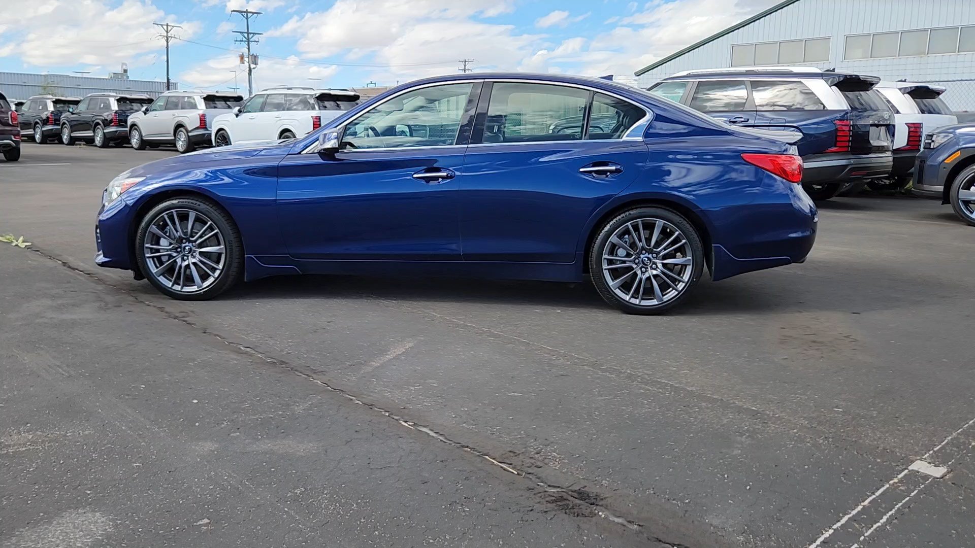 Used 2016 INFINITI Q50 Red Sport 400 AWD/4WD image 2
