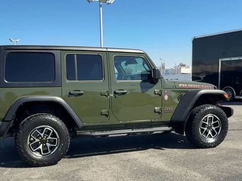 Used 2024 Jeep Wrangler Unlimited Rubicon w/ Technology Group AWD/4WD image 9