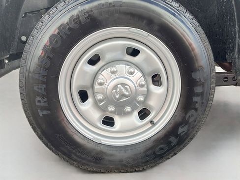Used 2024 RAM 2500 Tradesman AWD/4WD image 29