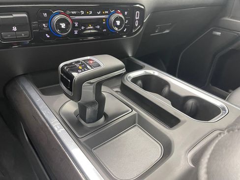 Used 2024 Chevrolet Silverado 1500 LTZ w/ LTZ Convenience Package II AWD/4WD image 29
