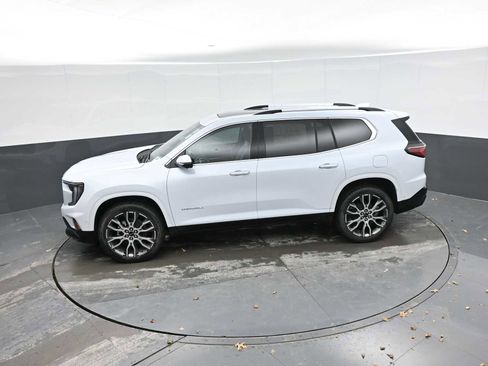 New 2026 GMC Acadia Denali Ultimate w/ LPO, Floor Liner Package image 26