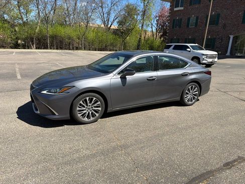 Used 2019 Lexus ES 350 w/ Premium Package FWD image 1