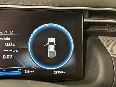 Used 2022 Hyundai Santa Cruz Limited image 18