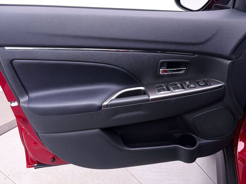 New 2026 Mitsubishi Outlander Sport SE AWD/4WD image 7