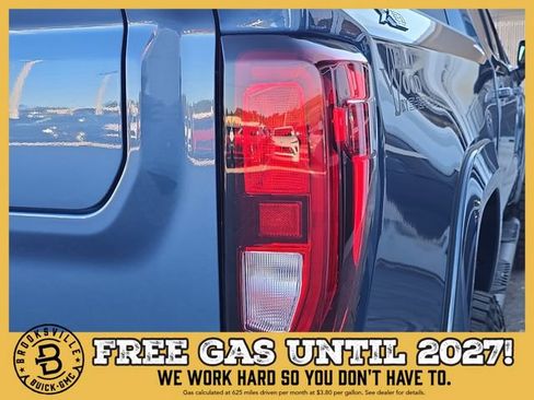 New 2026 GMC Sierra 1500 Elevation w/ Elevation Premium Package AWD/4WD image 8
