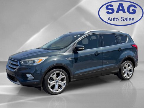 Used 2019 Ford Escape Titanium AWD/4WD image 5