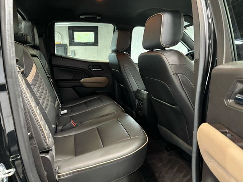Used 2023 GMC Canyon Denali AWD/4WD image 29