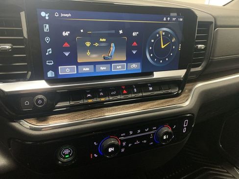 Used 2023 Chevrolet Silverado 1500 LT AWD/4WD image 47