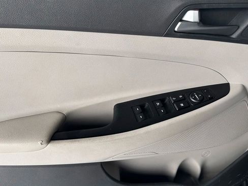 Used 2016 Hyundai Tucson Sport image 15