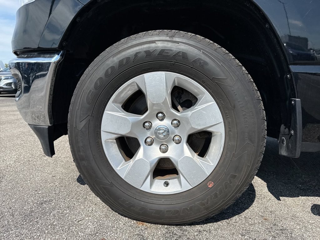 Used 2023 RAM 1500 Big Horn AWD/4WD image 10