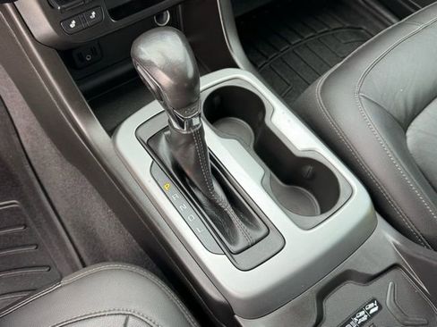 Used 2022 Chevrolet Colorado ZR2 w/ ZR2 Dusk Special Edition image 22