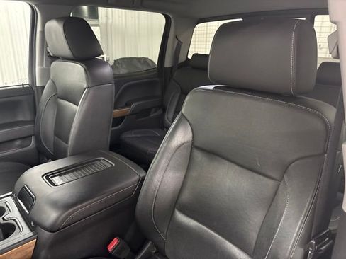 Used 2018 Chevrolet Silverado 1500 LTZ w/ Sport Package AWD/4WD image 7